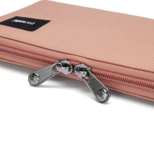 Pacsafe RFIDsafe Continental Wallet S25