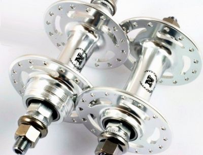 Novatec Track Hubs
